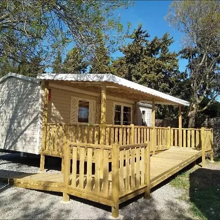 Κάμπινγκ Domaine De *