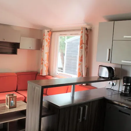 Campingplads Domaine De *