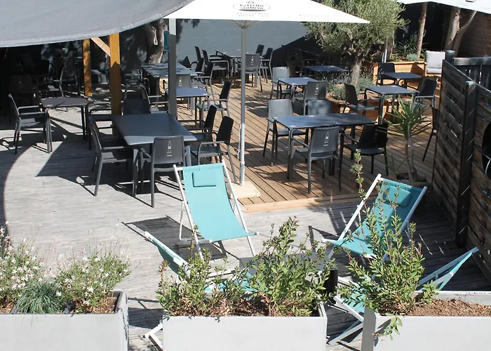 Domaine De * La Palme